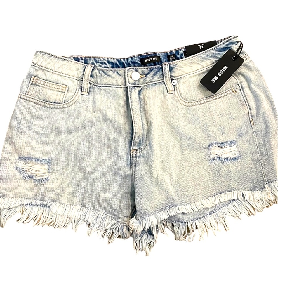 Miss Me light washed distressed Jean Shorts NWT